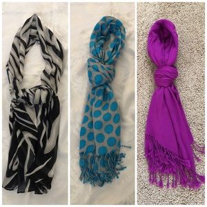 ⭐️4/$20⭐️ Scarf lot of 3